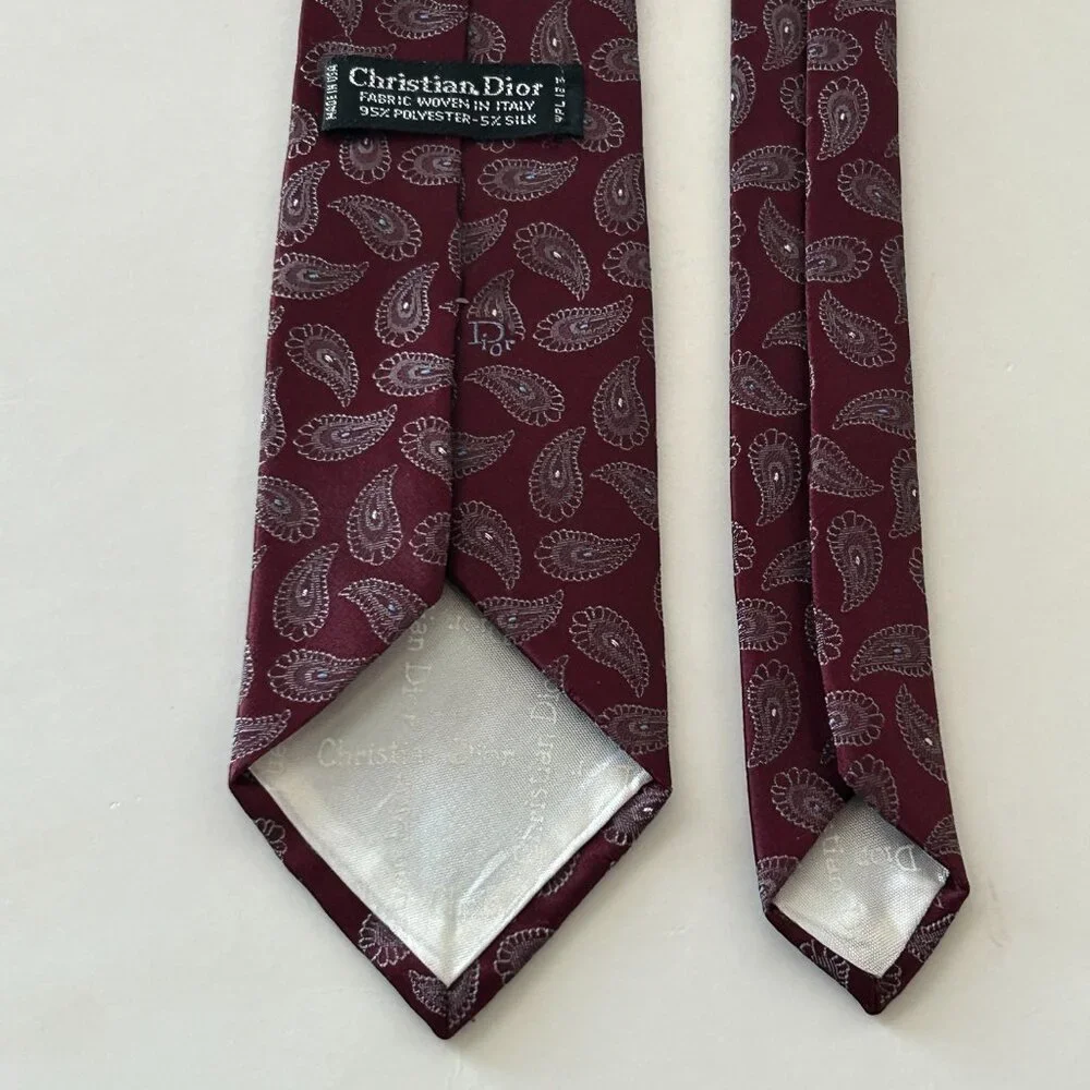 Vintage Christian Dior Mens Burgundy Red Neck Tie Paisley Polyester Woven Italy